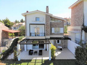Pine Tree Villa